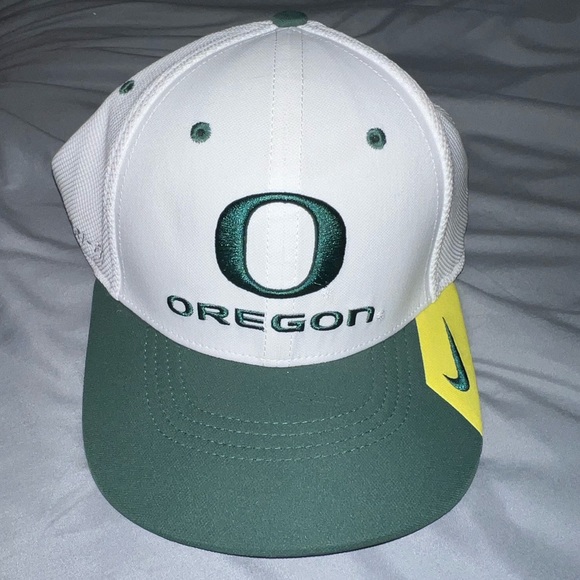 Men’s Nike Oregon ducks hat - Picture 2 of 5